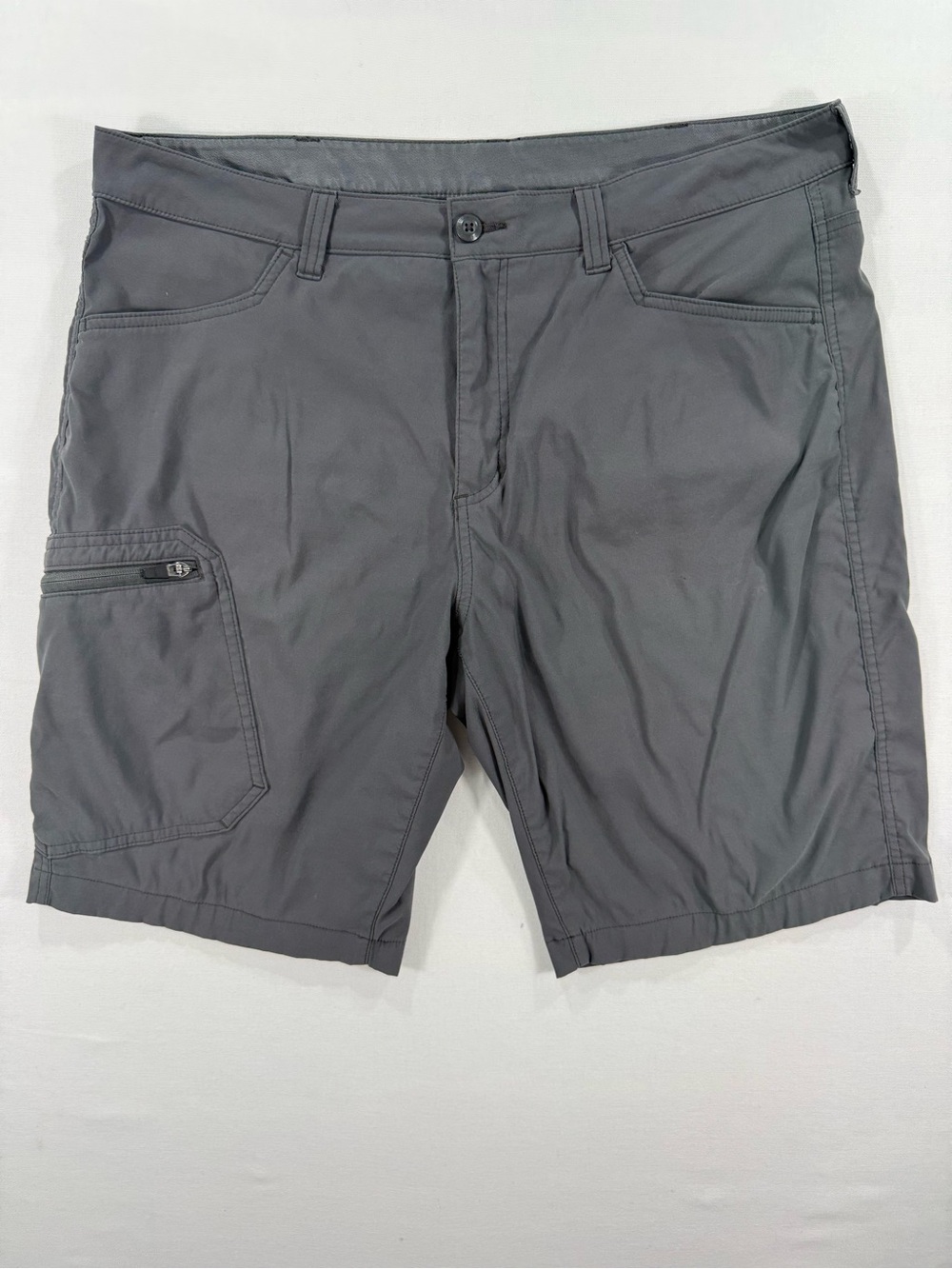 Eddie Bauer Men's Cargo Shorts - Charcoal Gray